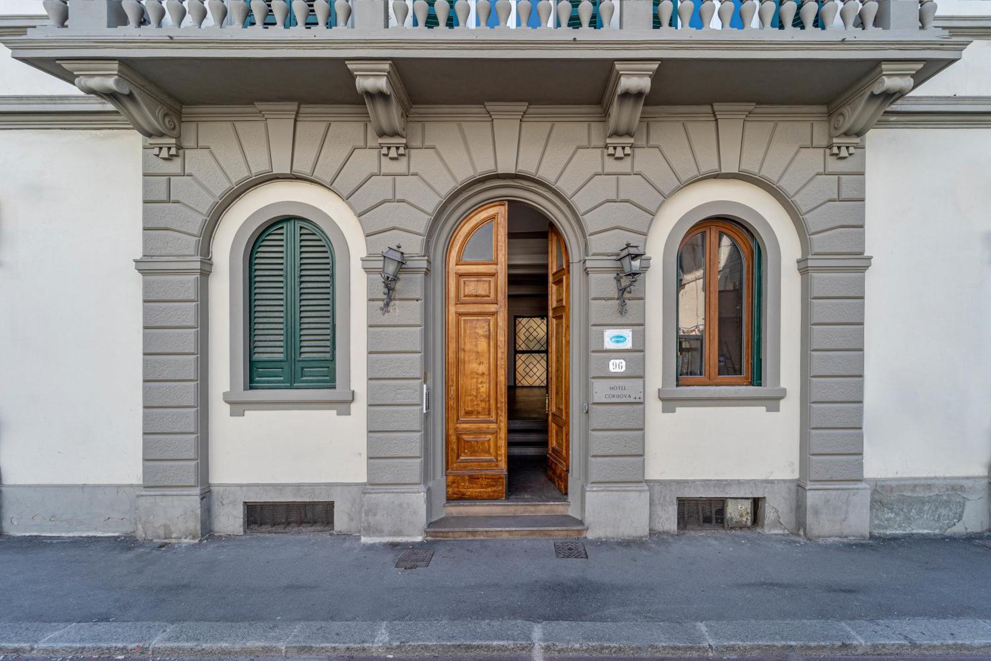 Unyca - Cavour *